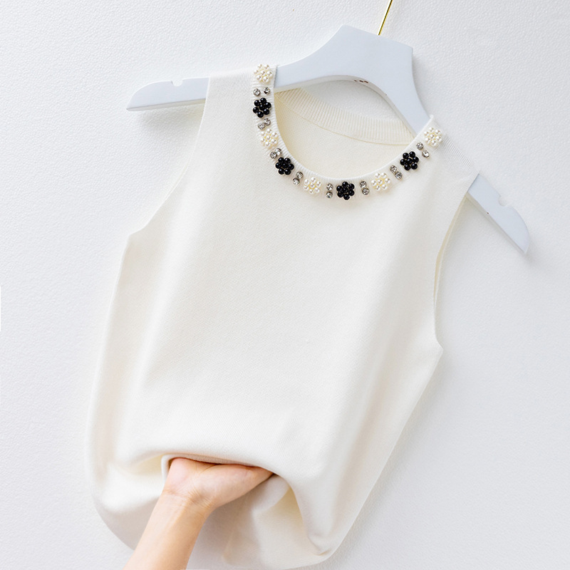 화이트 블랙 플라워