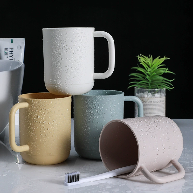 Заводская оптовая продажа пластиковых утолщенных и устойчивых к падению чашек для чистки зубов, бытовых чашек для мытья, чашек для воды в общежитии с ручкой, простых чашек для полоскания рта