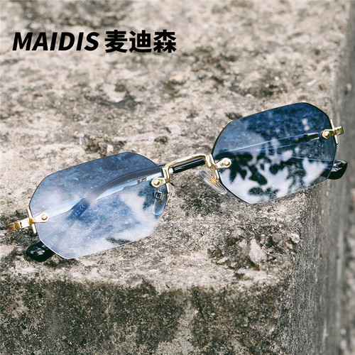 Jet 8101 female INS Internet celebrity street photography personalized small frame sunglasses men's new fashion polygonal frameless sunglasses