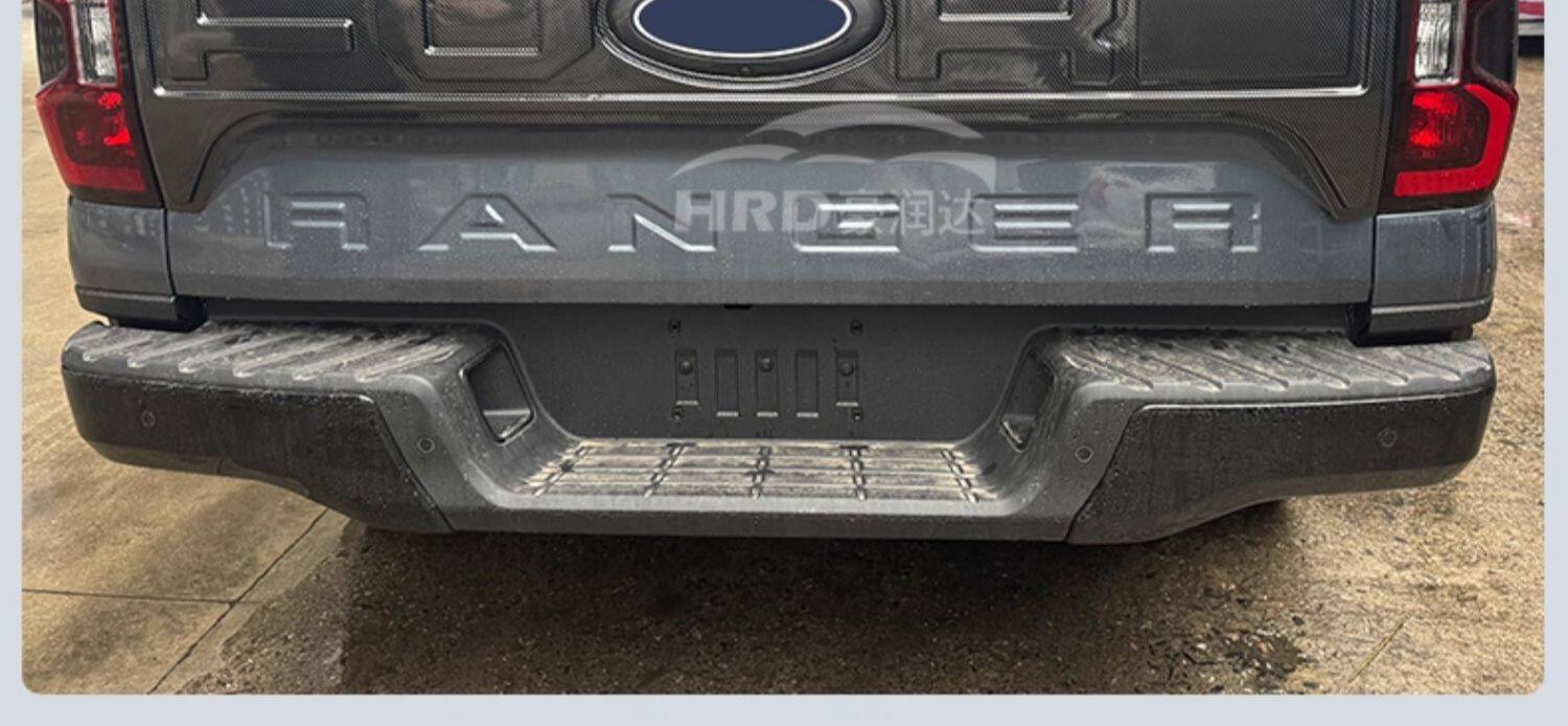 Suitable for Ford Ranger Modification to Raptor-Style Body Kit, Front Grille, Wide-Body Wheel Arches, Black Warrior Kit Modification