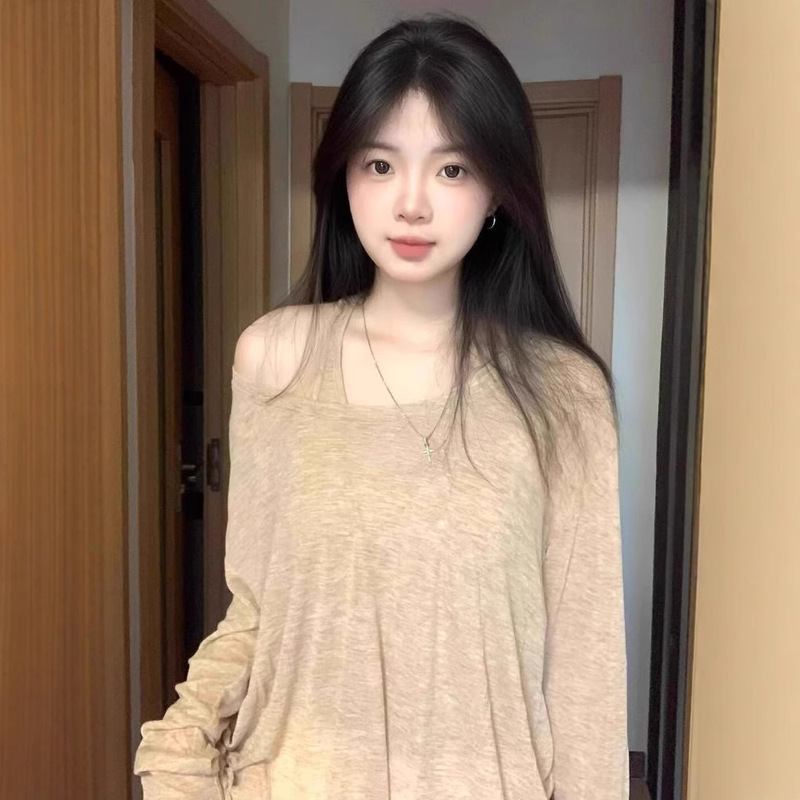 [Factory Ready Stock] Lazy and Relaxed Long-Sleeved Blouse T-Shirt for Women, Unique and Super Nice Camisole Two-Piece Set