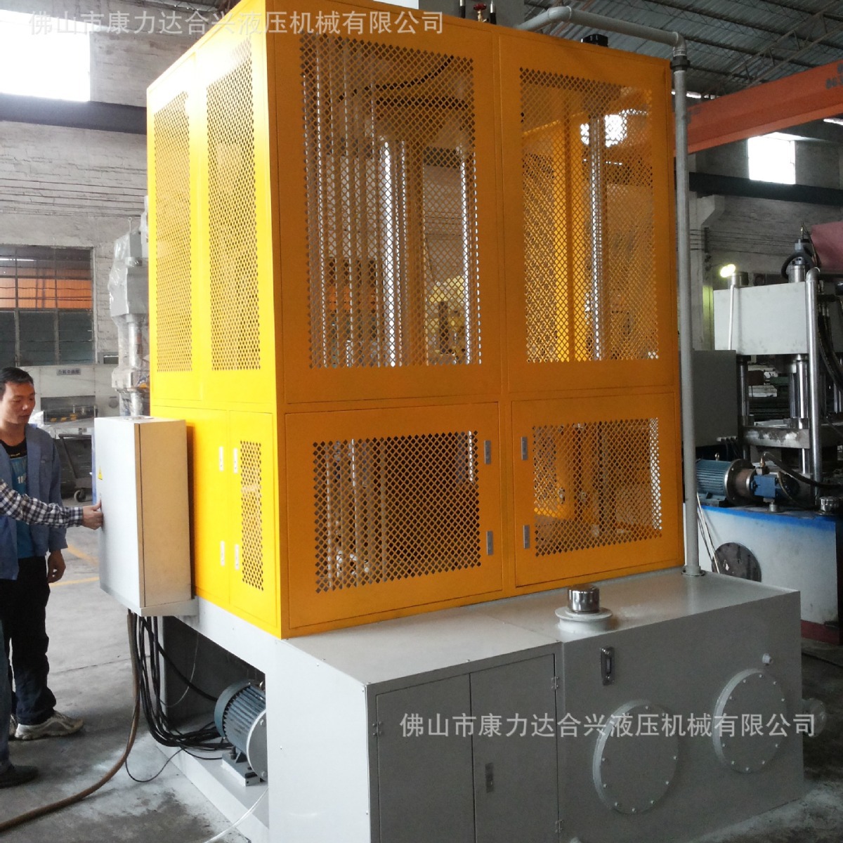 供应生产1000吨油压机800吨大型油压机厂家