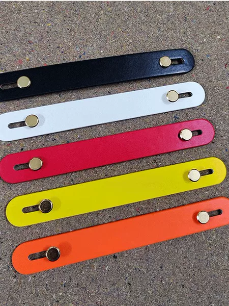 Factory Direct Supply Pu Handle Gift Box Accessories Telescopic Handle