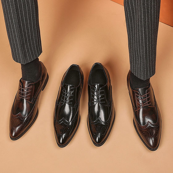 Japanese patent leather new glossy business formal wear pointed carved brogue men's leather shoes British derby shoes soft bottom