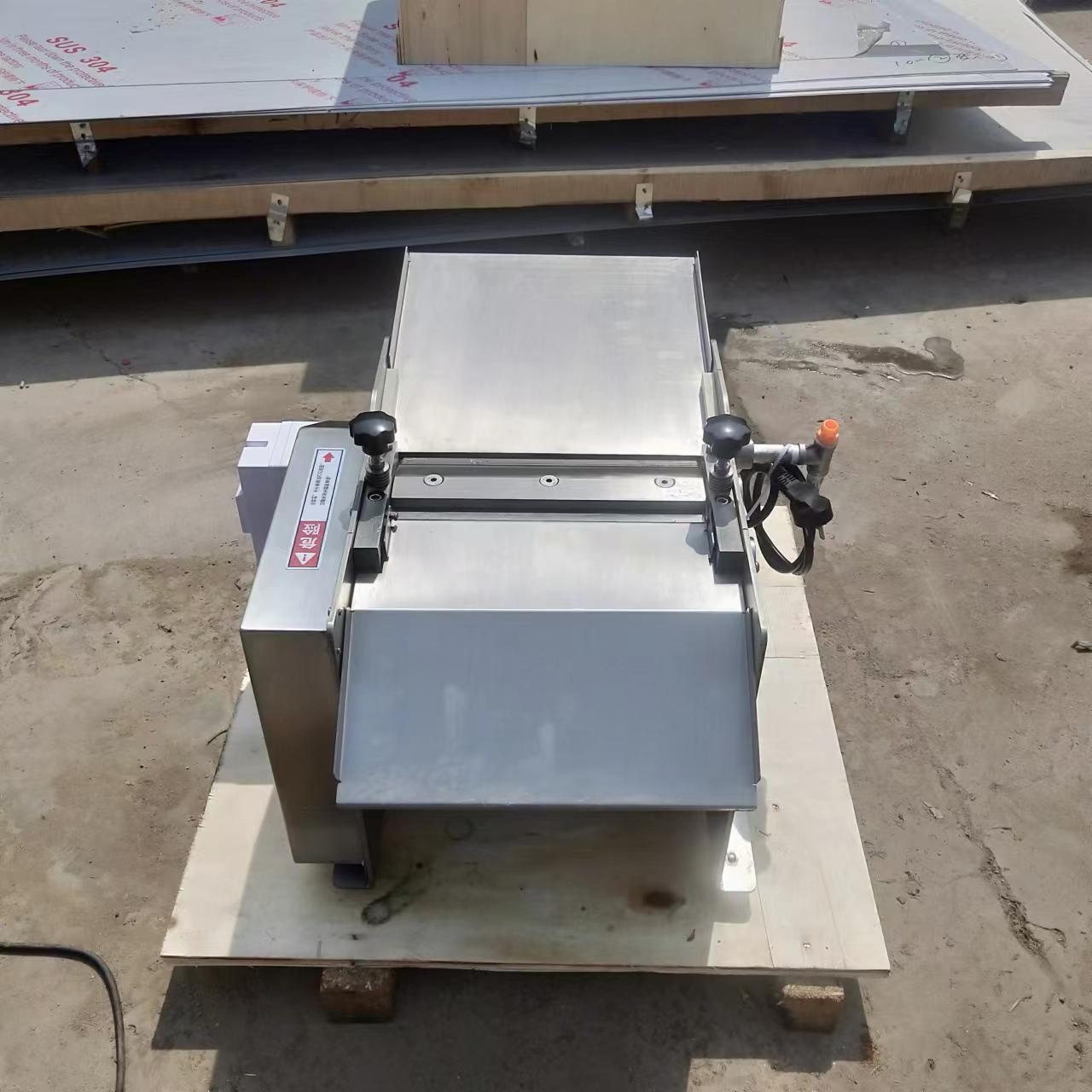 鲈鱼剥鱼皮机 白鲢剥鱼皮机鱿鱼刮皮机  价格实惠