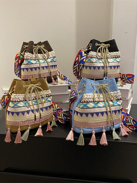 Ethnic one-shoulder bag for leisure