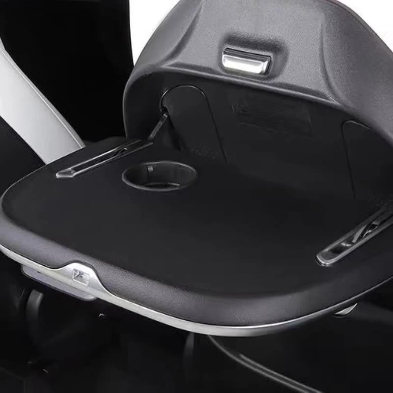 Столик складной Tesla Model Y с беспроводной зарядкой