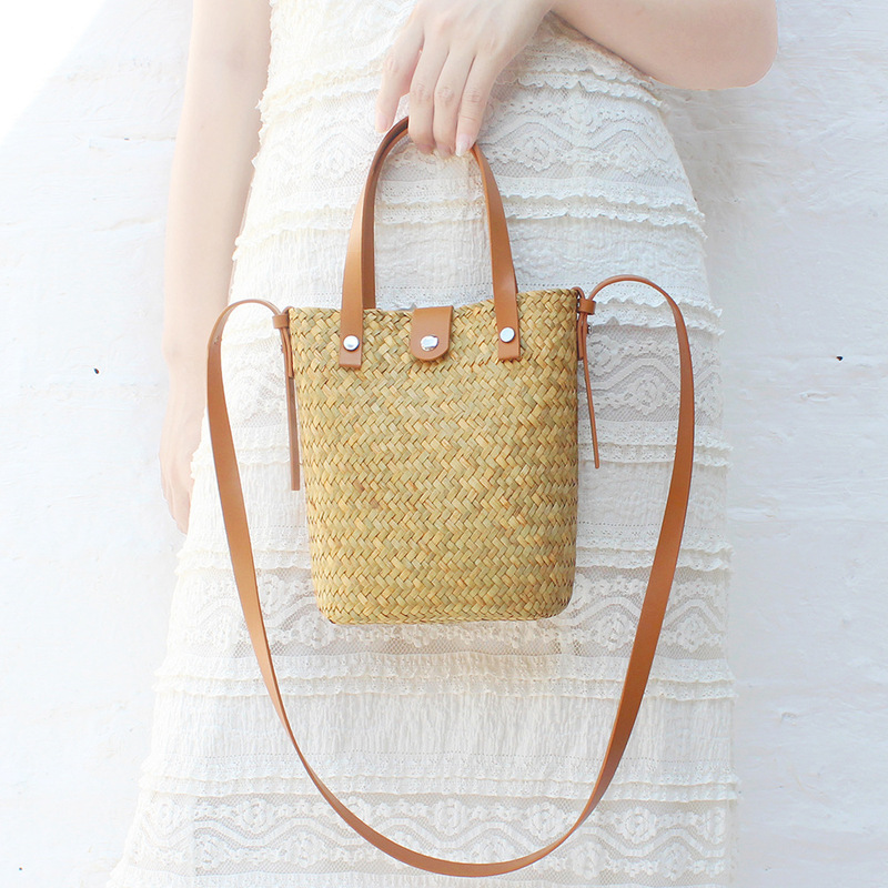Straw hand-woven messenger bag niche all-match shoulder coin purse beach vacation raffia mobile phone bag women's bag Straw hand-woven messenger bag niche all-match shoulder coin purse beach vacation raffia mobile phone bag women's bag