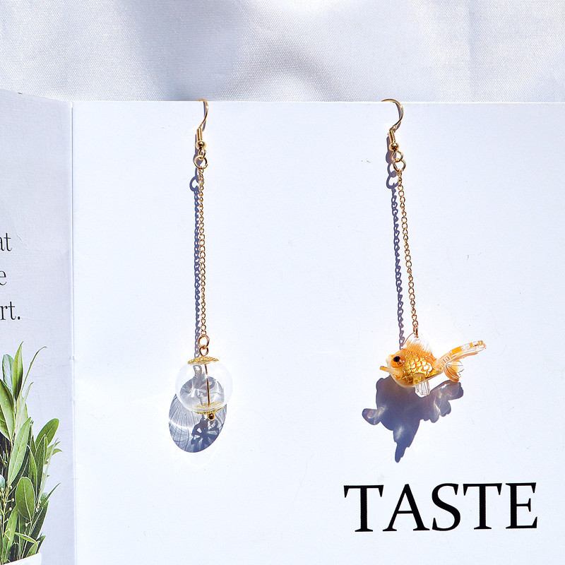 Chinoiserie Fish Resin Asymmetrical Women's Drop Earrings 1 Pair display picture 1