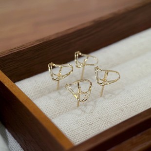 18K Gold Accessories Normcore Geometric Triangle Design Earrings Picture with 6-6.5mm Beads Accessories Without Beads