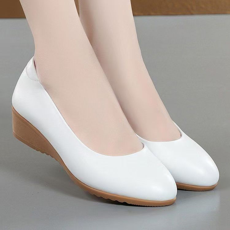 Zapatos blancos temperament zapatos de mujer de tacón bajo zapatos de cuero de mujer de cuero suave suela suave antideslizante un pedaleo británico