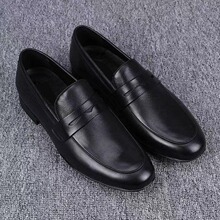 休闲皮鞋2026新款软皮商务男士小皮鞋圆头软底休闲青年豆豆男皮鞋