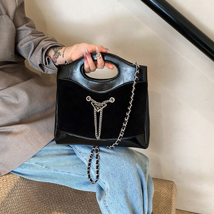 High-End Niche Handbag Women's New Trendy Commuter Chain Shoulder Bag
