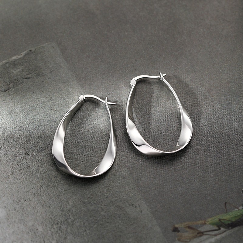 Fashionable elegant sophisticated geometric trend design earrings