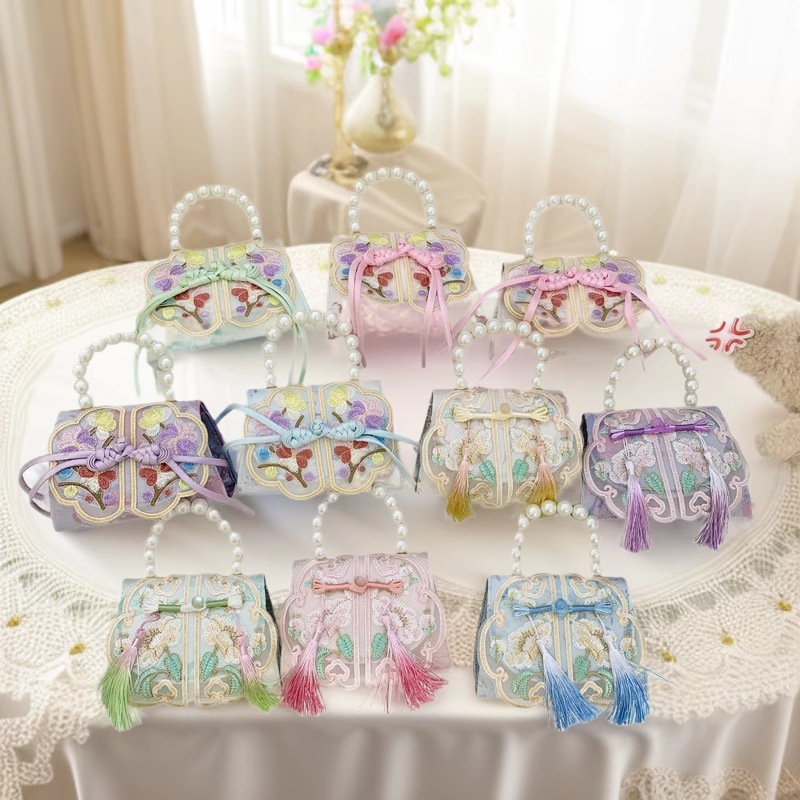 Niñas dulces perlas de aire extranjero bolsas de accesorios portátiles de estilo antiguo con bolsas de ropa de estilo chino niñas lindas bolsas de lápiz labial un hombro