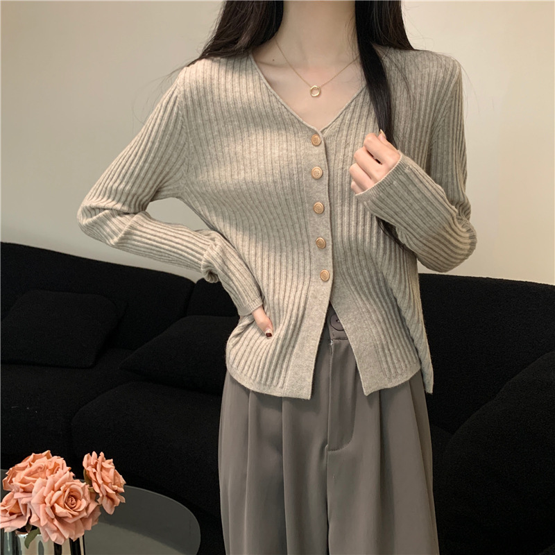 Kaning Long-Sleeved V Neck Elegant Knitted Cardigan for Women 2026 Autum New Style Simple Slimming Sweater Women's Outerwear
