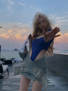 ��Ͱ��{ɫ�������������T��Ů�ļ���Ҏ�t�U�������Ը��B�w����