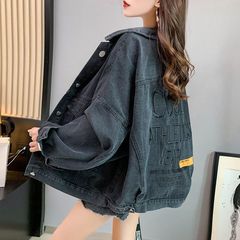 デニムの服の女性のコートの韓国版はゆったりしています。