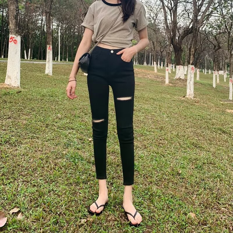 2024 Summer New Pure Black Ripped Jeans Women's Cropped High Waist Tight Slimming Pencil Pants for Small Men