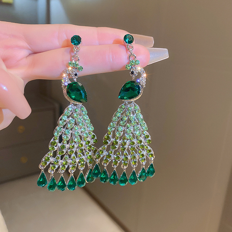 Temperamento de pendientes verdes pendientes ligeros lujosos de alto nivel sensación de pendientes zircon flores joyas geométricas al por mayor fábrica