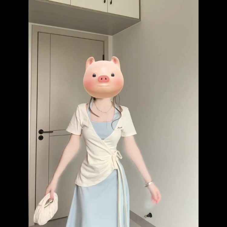 挂脖吊带连衣裙子女夏季新款收腰长裙显瘦交叉绑带刺绣上衣两件套|undefined