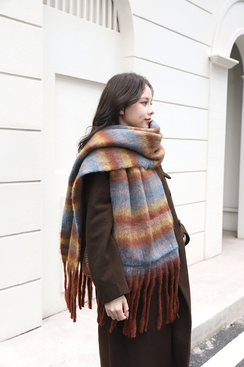 2024 autunno inverno nuova atmosfera sciarpa spessa in mohair, calore di alta qualità, cappotto versatile da uomo e da donna con strisce_voghion.com