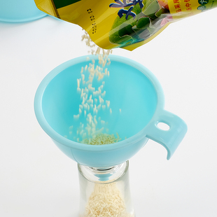 ✞ Kitchen Plastic Funnel with Wide Mouth and Large Diameter for Household Use, Food-Grade Oil-Draining and Wine-Filtering Funnel for Dispensing and Filtering