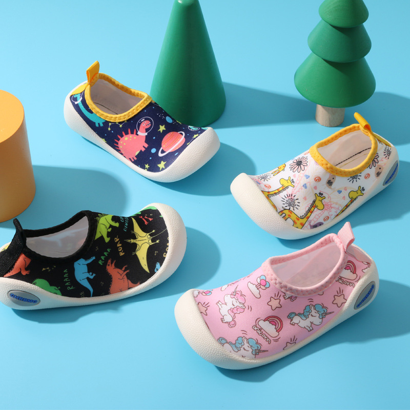 Children's River Tracing Shoes, Water Park Shoes, Non-Slip and Anti-Collision, Baby Men's and Women's Beach Socks, Rafting, Snorkeling and Swimming Shoes