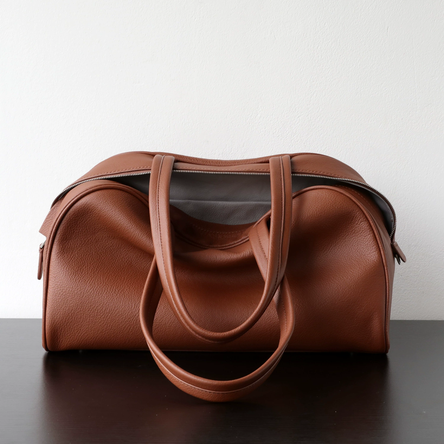 Retro leather capacious shoulder bag, one-shoulder bag, genuine leather