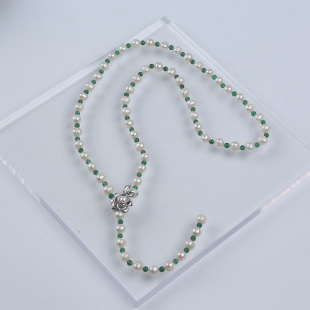Classic Light Luxury Elegant All-match Camellia Tassel Natural Freshwater Pearl sweater chain Pearl Green Agate sweater chain