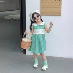 童裝女童連衣裙2024夏裝裙子田園風綠格刺繡蝴蝶結系腰無袖公主裙