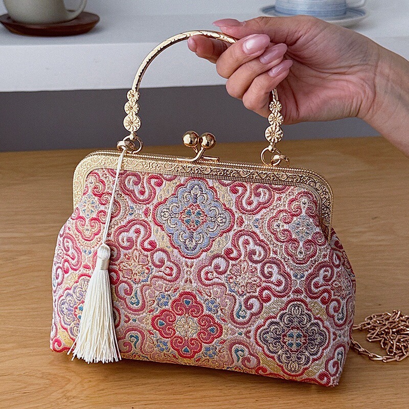 New Chinese Style Cheongsam Evening Bag 2026 Xilu Jinhua Handbag Crossbody Bag Women's Intangible Cultural Heritage Song Brocade Clasp Bag New Chinese Style Cheongsam Evening Bag 2026 Xilu Jinhua Handbag Crossbody Bag Women's Intangible Cultural Heritage Song Brocade Clasp Bag