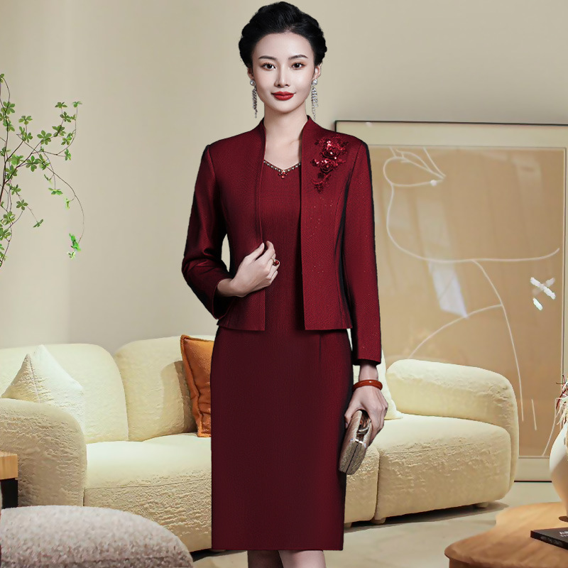 2025 New Autum Fashion Dignified Middle-Aged and Elderly Large Size Two-Piece Long-Sleeved Mother's Wear Burgundy Short Jacket for Women