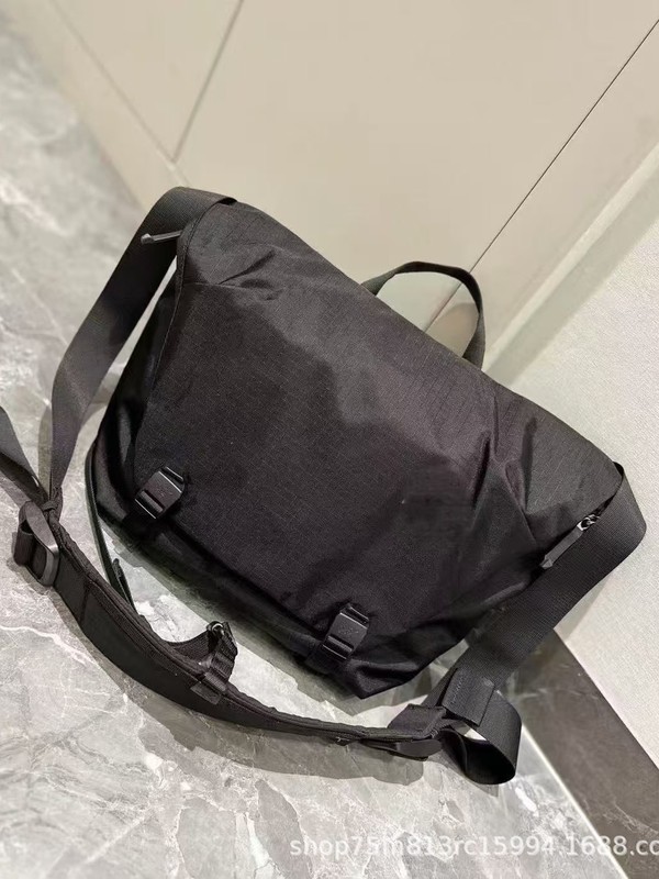 25 新しい Niaojia メンズクロスボディバッグ大容量カジュアルバッグカップル多目的バッグ機能バッグ男性と女性の防水バッグ|undefined
