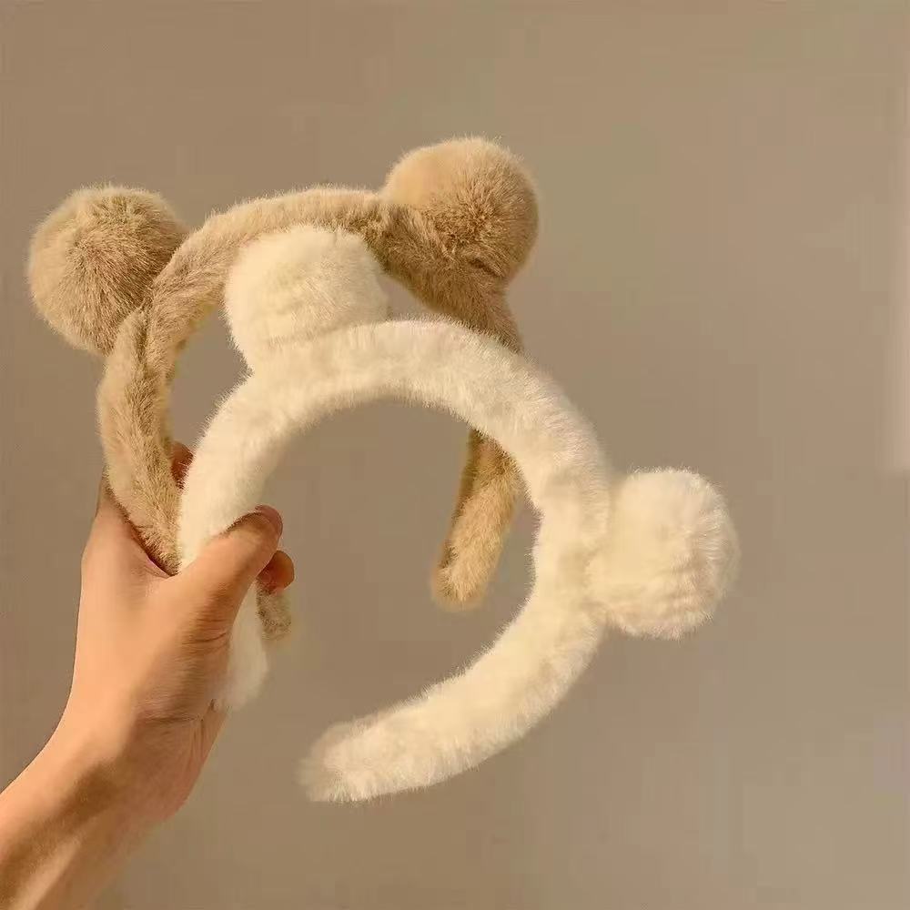 Otoño y invierno lindos estereoscópicos de peluche bandeja de cabello de dibujos animados orejas de gato orejas de conejo lavar la cara bandeja de cabello rojo al por mayor accesorios para el cabello