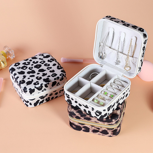 Cross-border velvet leather portable jewelry box necklace accessory earring ring storage wholesale