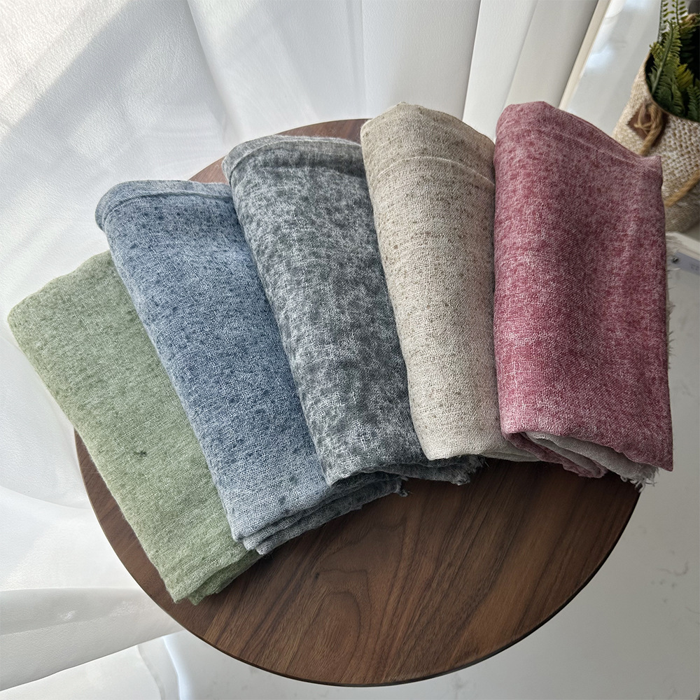 Korean-style gradient spray-dyed thin wool blend scarf for women, autumn style with gradient fringes and artistic speckled pattern, long silk scarf