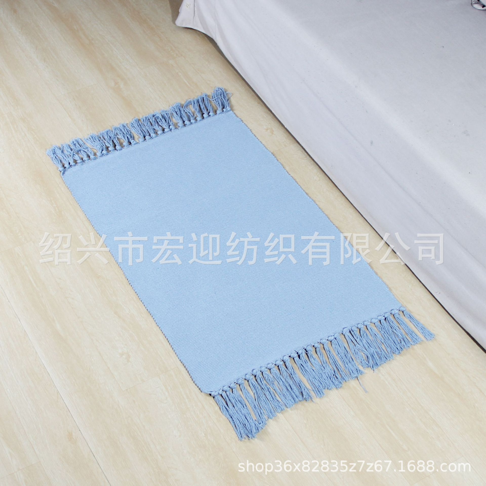 Cotton-woven solid color tassel floor mat, carpet, foot mat, entryway mat, living room coffee table mat, pet crawling mat, bedside mat