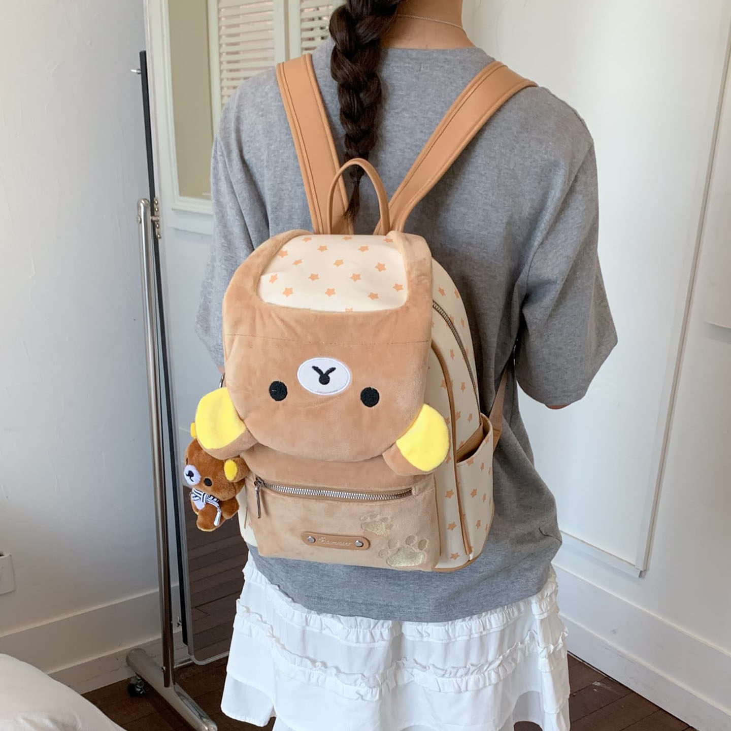 Cute oso mochila de alto valor de los estudiantes de viaje lindo 2026 nuevo tipo de mochila de dibujos animados para mujeres mochila de verano