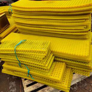 Polyurethane Anti-Slip Mats with Steel Nails for Oil Drilling Rigs, Thick Pads, Pu Turntable Anti-Slip Nail Plates, Special for Oil Fields