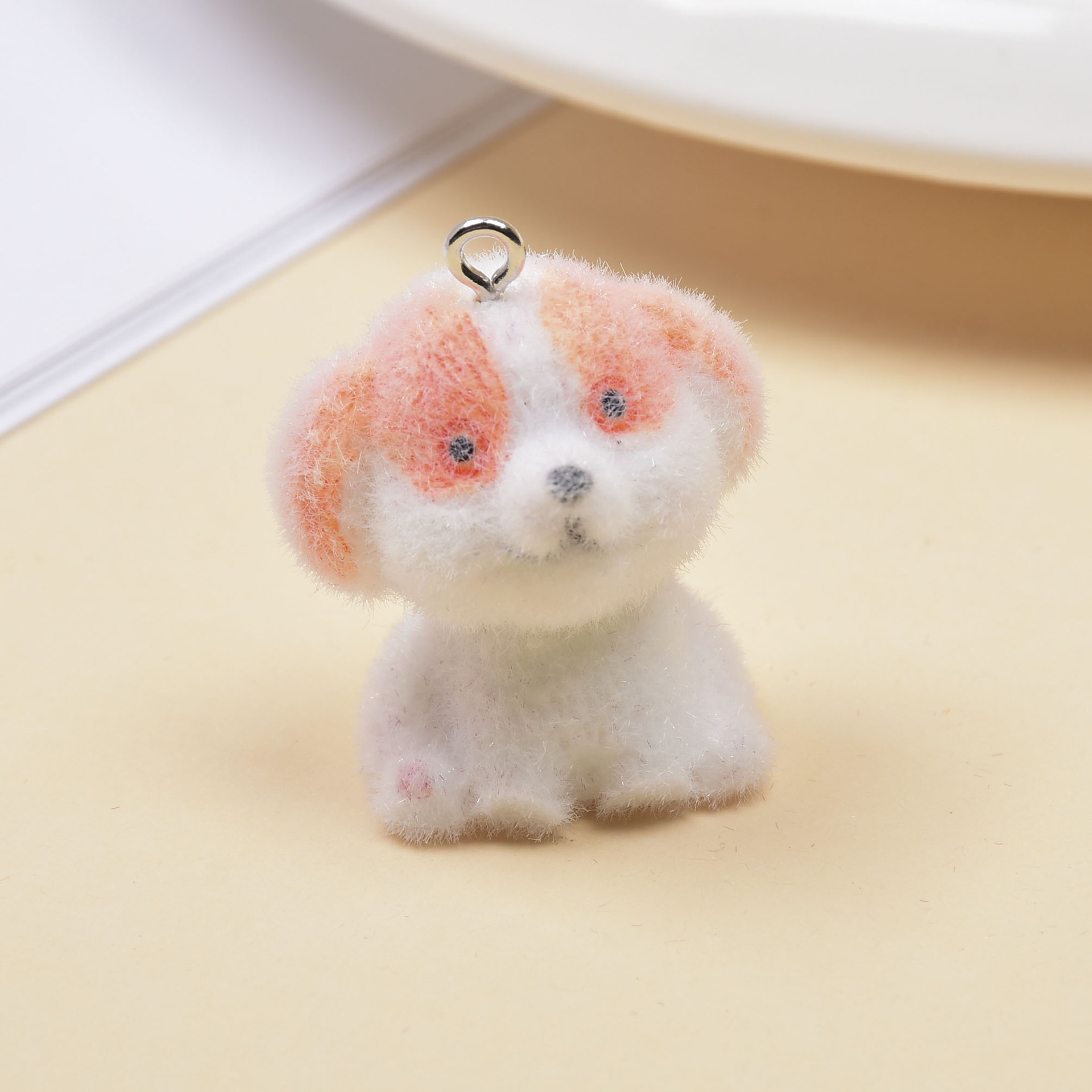 #7 작은 노란 개 2.7*2.4cm