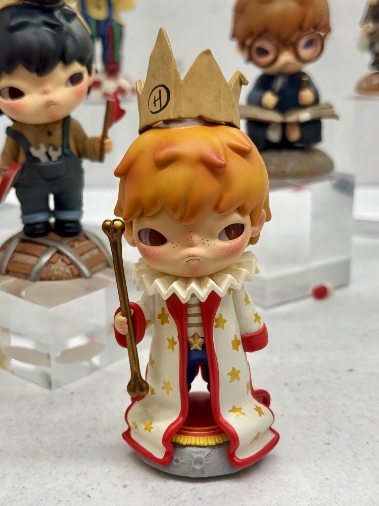 POPMART Hirono Ono Little Prince Serie de marca compartida Caja ciega de mano Decoración de juguetes de moda