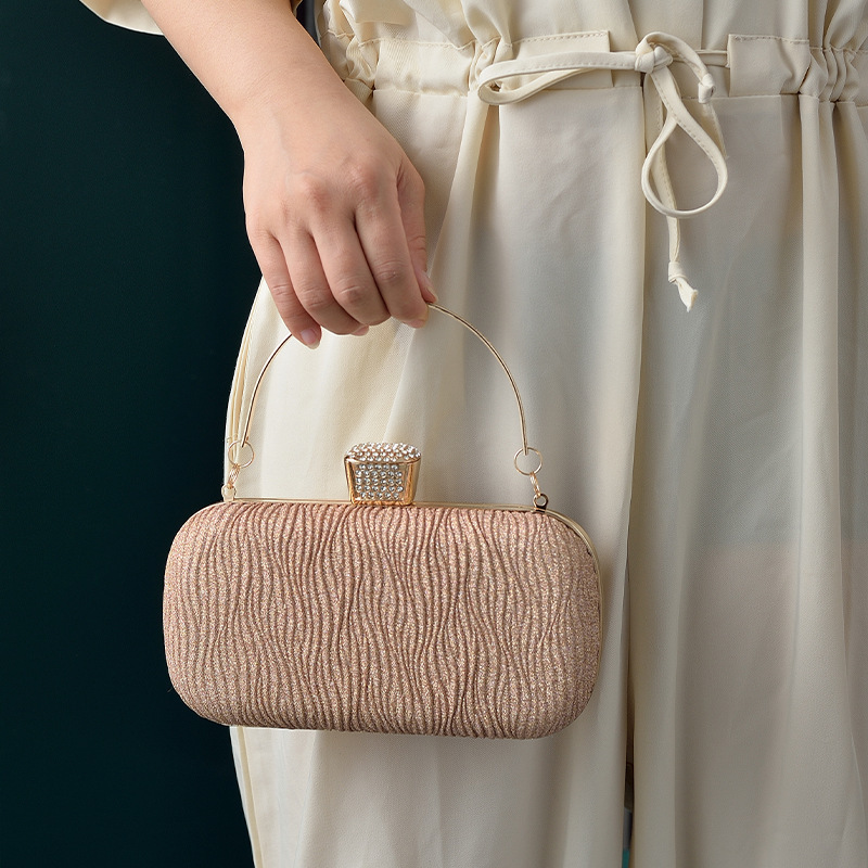 New Cross-Border Pleated Evening Bag Shiny Banquet Portable Evening Dress Rhinestone Bag Retro Cheongsam Bag Factory Direct Sale New Cross-Border Pleated Evening Bag Shiny Banquet Portable Evening Dress Rhinestone Bag Retro Cheongsam Bag Factory Direct Sale