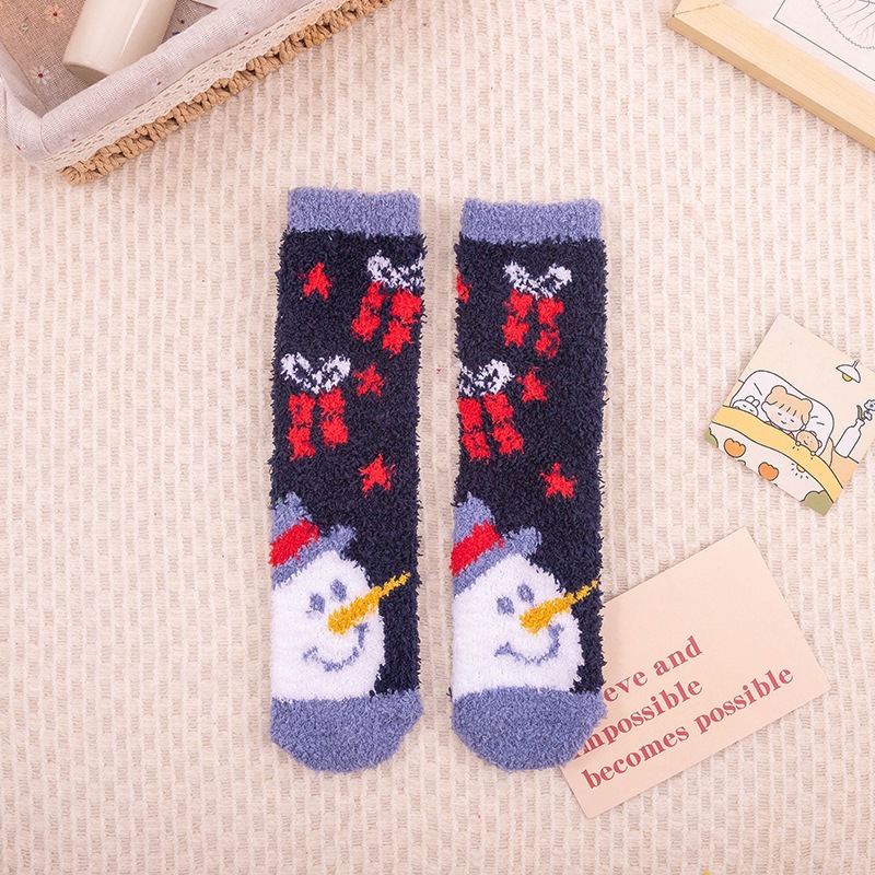 Calcetines Navideños Térmicos de Terciopelo de Coral Transpirables y Antibacterianos para Invierno image 9