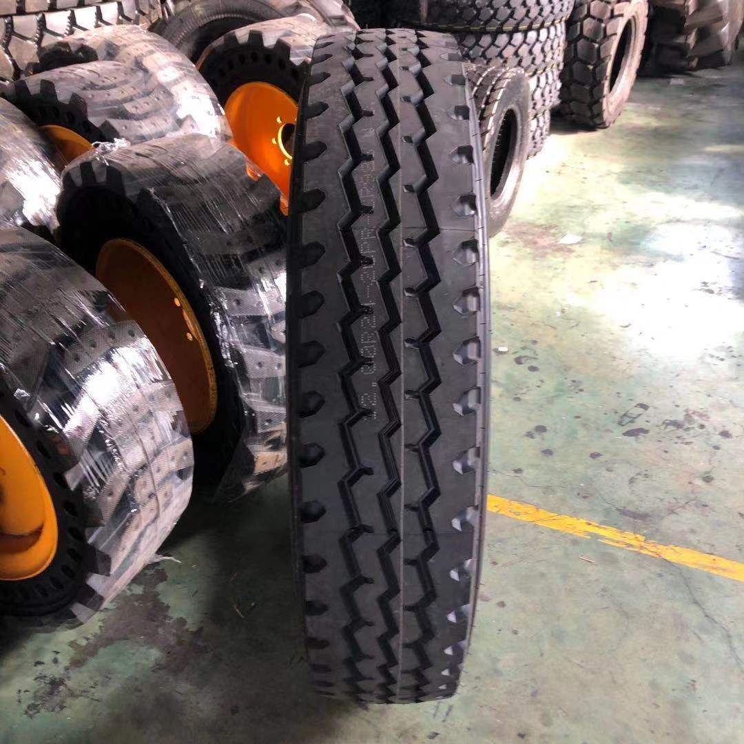 325/95R24 真空吊车轮胎 全钢子午线卡车轮胎 朝阳品牌
