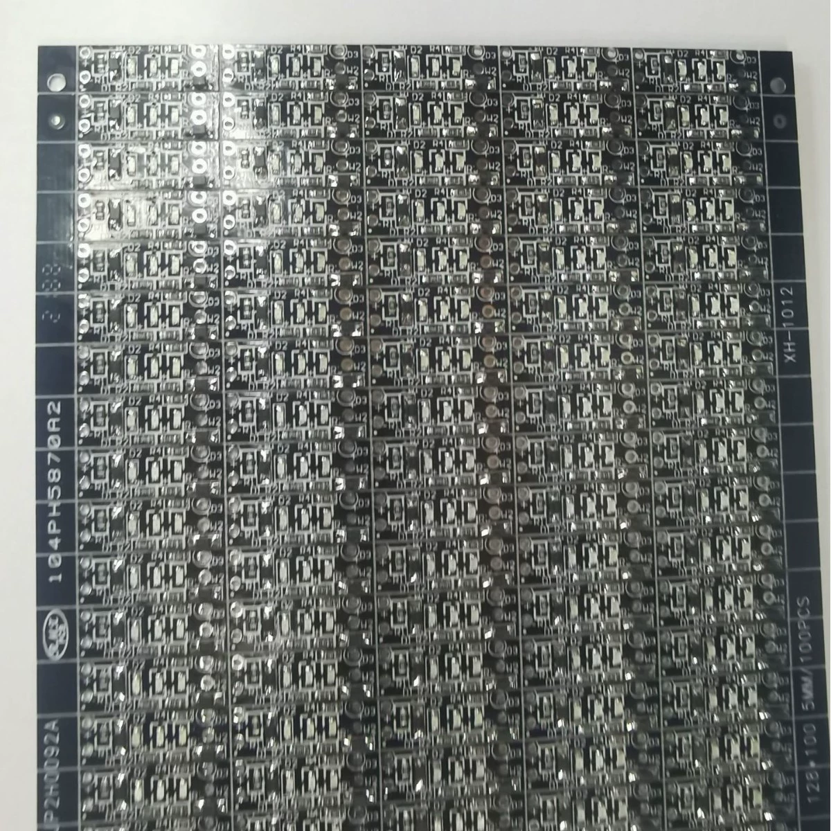 Индикатор мощности электроинструмента, индикатор питания, ЖК-экран.