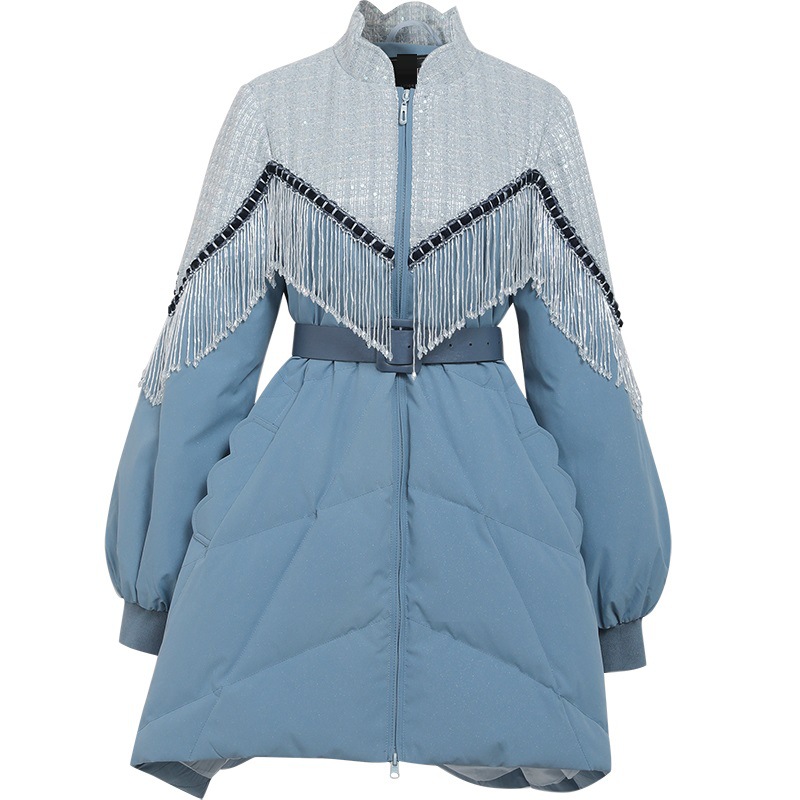 冬の婦人服の新型は色にぶつかって腰の中の中の長いタイプの白鴨の羽毛ジャケットの青い厚いパンの服のコートを収めます。