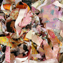 宋锦真丝碎布条批发桑蚕丝边角料1斤装约280片异色古风手包邮批发