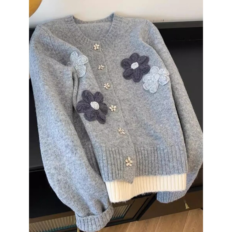 High-End Elegant Handmade Flower Gray Knitted Cardigan Women's Sweater Soft and Waxy Short Autumn and Winter Outwear for Small People