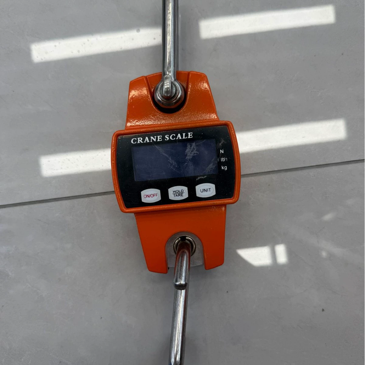 Производитель поставляет мини-цифровые крючковые весы, цифровые подвесные весы, цифровые подвесные весы 300 кг, промышленные подвесные весы.